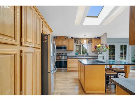 635 S Falcon Street Rockaway Beach OR 97136