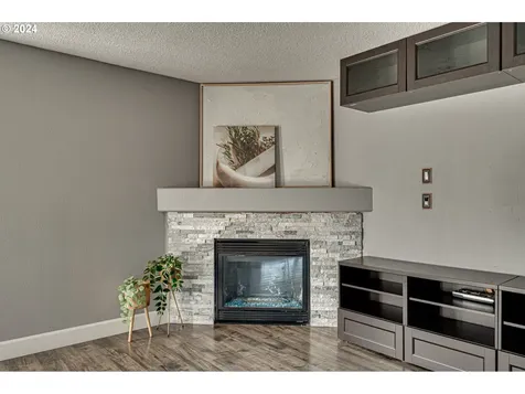 1004 NW 120th Circle Vancouver WA 98685