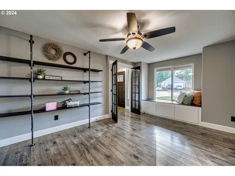 1004 NW 120th Circle Vancouver WA 98685