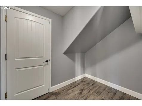 1004 NW 120th Circle Vancouver WA 98685