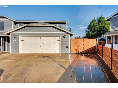 1004 NW 120th Circle Vancouver WA 98685