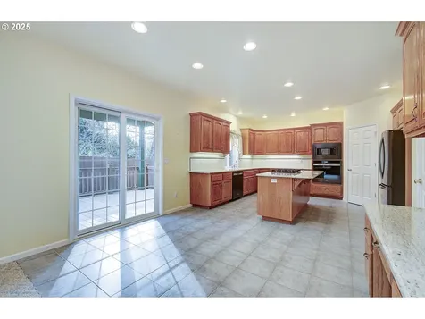 11112 NW 36th Avenue Vancouver WA 98685