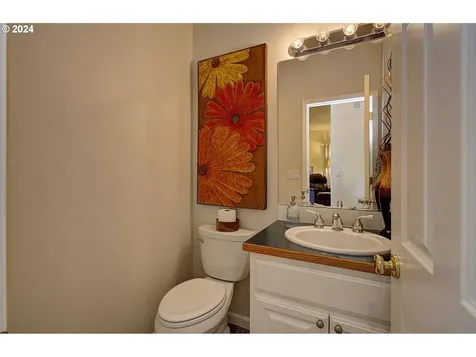 11112 NW 36th Avenue Vancouver WA 98685