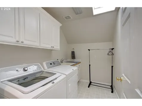11112 NW 36th Avenue Vancouver WA 98685