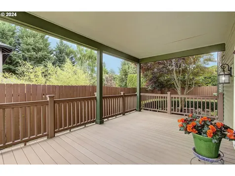 11112 NW 36th Avenue Vancouver WA 98685