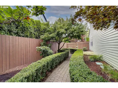 11112 NW 36th Avenue Vancouver WA 98685