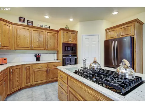 11112 NW 36th Avenue Vancouver WA 98685
