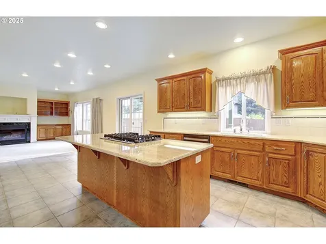 11112 NW 36th Avenue Vancouver WA 98685