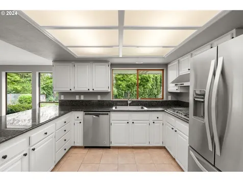 5215 Bonita Road Lake Oswego OR 97035