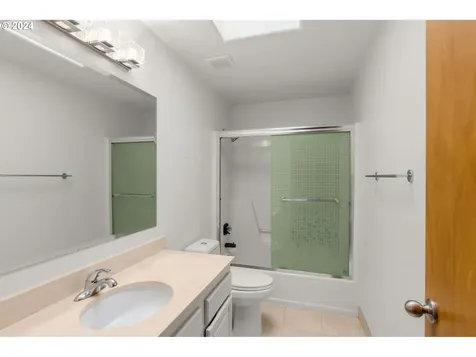 5215 Bonita Road Lake Oswego OR 97035