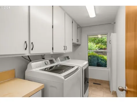5215 Bonita Road Lake Oswego OR 97035