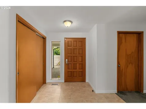 5215 Bonita Road Lake Oswego OR 97035