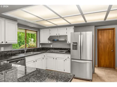 5215 Bonita Road Lake Oswego OR 97035