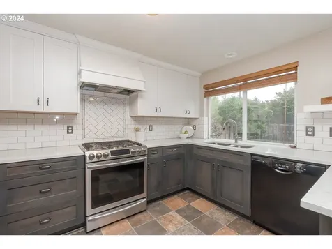 15747 Sw Bristlecone Way Portland OR 97223