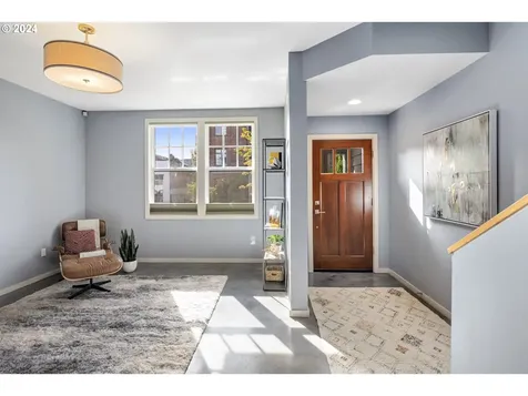 1760 NE 17th Avenue Portland OR 97212