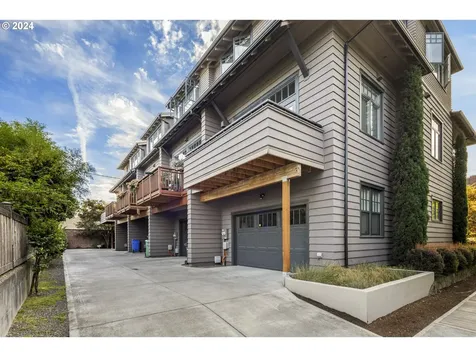 1760 NE 17th Avenue Portland OR 97212