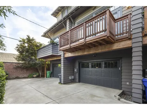 1760 NE 17th Avenue Portland OR 97212