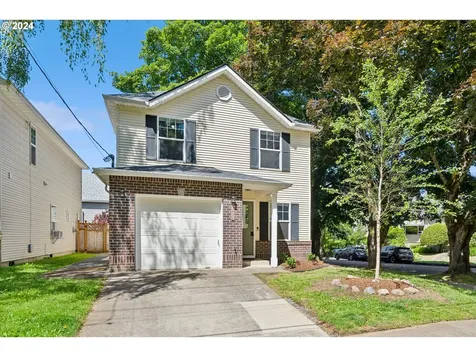 605 Se 34th Avenue Portland OR 97214