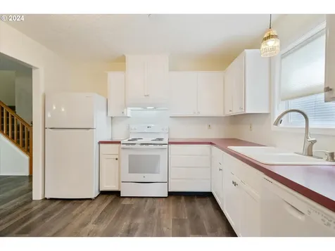 605 Se 34th Avenue Portland OR 97214