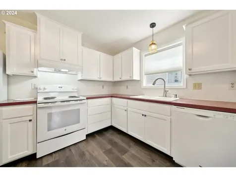 605 Se 34th Avenue Portland OR 97214