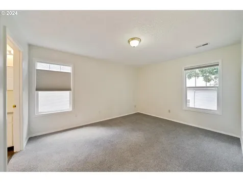 605 Se 34th Avenue Portland OR 97214