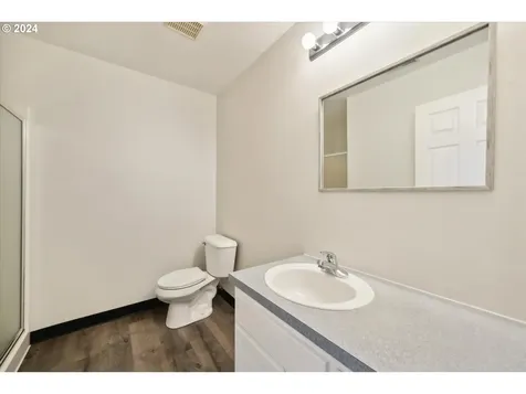 605 Se 34th Avenue Portland OR 97214