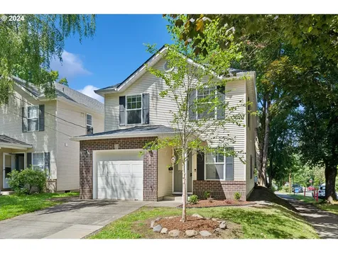 605 Se 34th Avenue Portland OR 97214