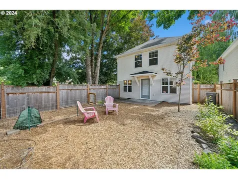 605 Se 34th Avenue Portland OR 97214