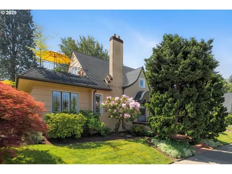 2130 NE Klickitat Street Portland OR 97212