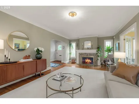 2130 NE Klickitat Street Portland OR 97212