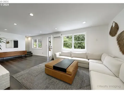 1029 Laurel Street Lake Oswego OR 97034