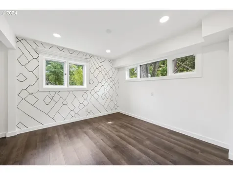 1029 Laurel Street Lake Oswego OR 97034