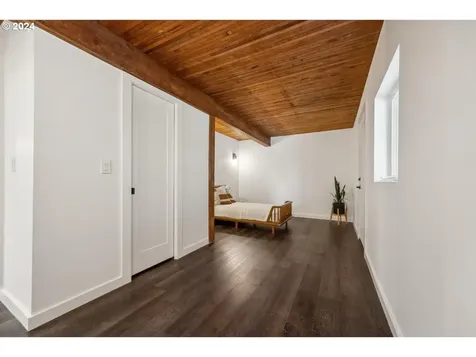 1029 Laurel Street Lake Oswego OR 97034