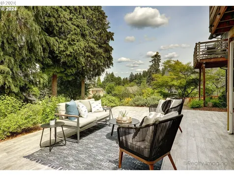 1029 Laurel Street Lake Oswego OR 97034