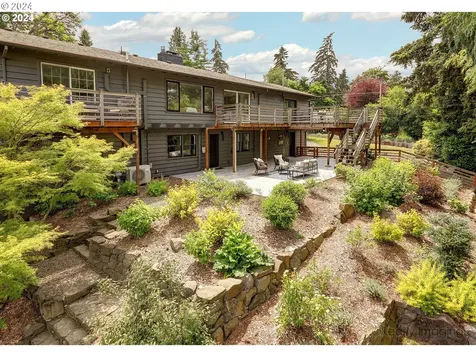 1029 Laurel Street Lake Oswego OR 97034