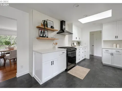1029 Laurel Street Lake Oswego OR 97034