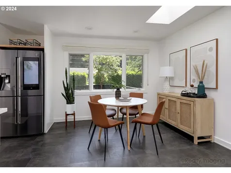 1029 Laurel Street Lake Oswego OR 97034