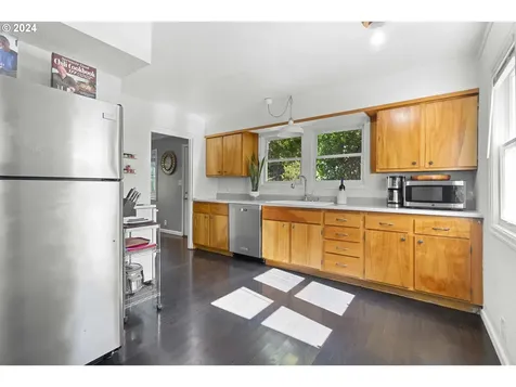 12470 Sw Sabin Street Beaverton OR 97008