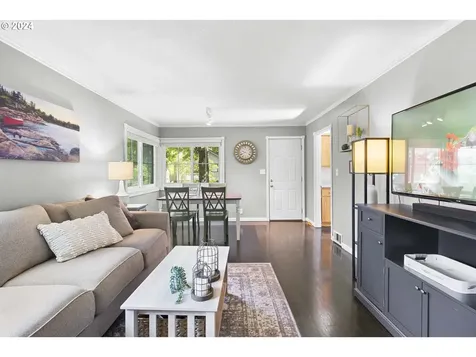 12470 Sw Sabin Street Beaverton OR 97008