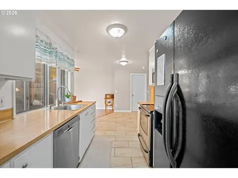 20180 SW Sandra Court Beaverton OR 97003