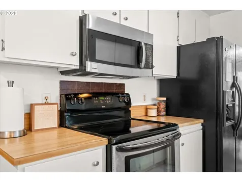 20180 SW Sandra Court Beaverton OR 97003