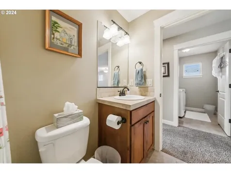 9703 Ne 75th Way Vancouver WA 98662