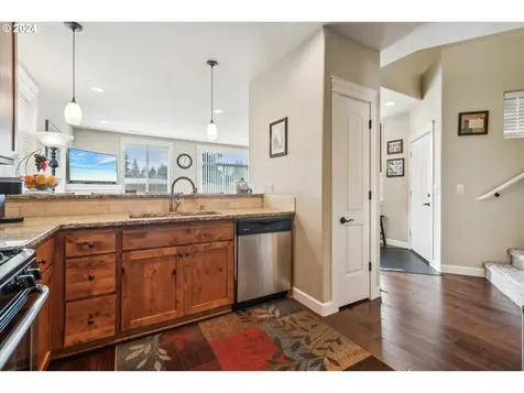 9703 Ne 75th Way Vancouver WA 98662