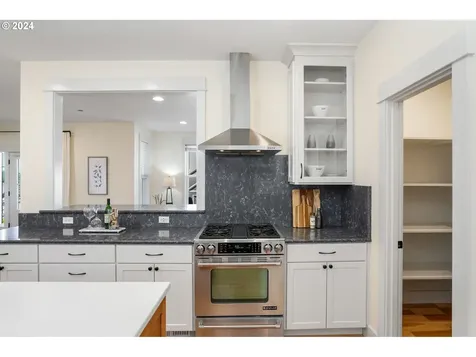 2528 SW Wolverine Drive Corvallis OR 97333