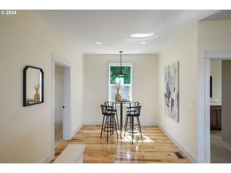 2528 SW Wolverine Drive Corvallis OR 97333