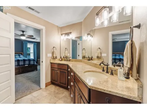 120 Skinner Road Woodland WA 98674