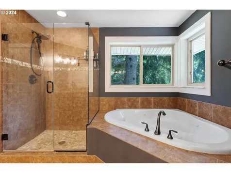 120 Skinner Road Woodland WA 98674