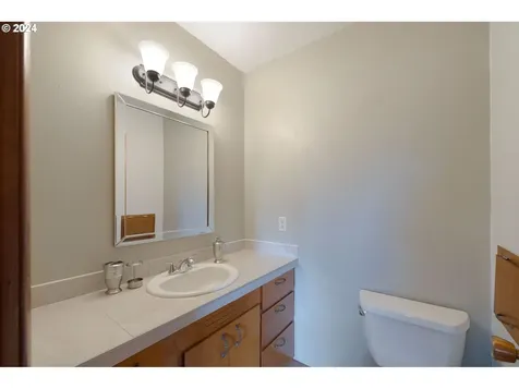 1896 Kingwood Avenue Coos Bay OR 97420