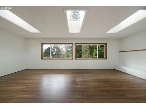 1896 Kingwood Avenue Coos Bay OR 97420
