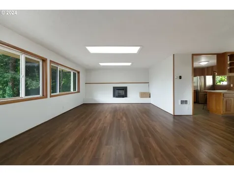 1896 Kingwood Avenue Coos Bay OR 97420